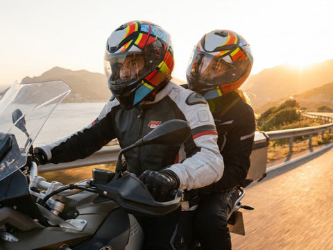 How to talk to passenger on motorcycle?