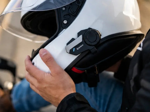 Beginners’ guide to wireless motorcycle intercom