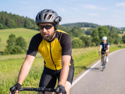 Bike helmet communication: Definition, use cases, and how to choose