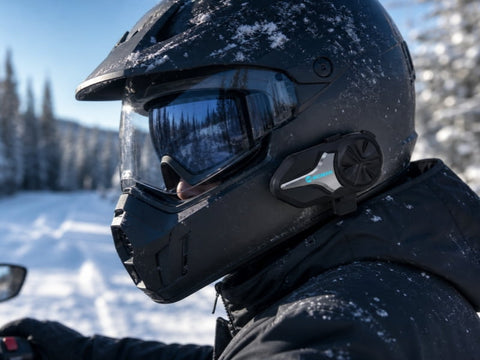 Snowmobile communication headsets: What they are, how to choose and use